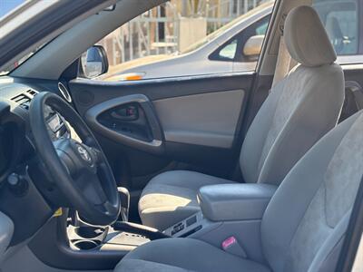 2010 Toyota RAV4   - Photo 7 - Los Angeles, CA 90022