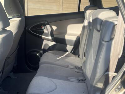 2009 Toyota RAV4   - Photo 11 - Los Angeles, CA 90022
