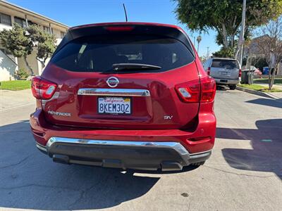 2017 Nissan Pathfinder SV   - Photo 6 - Los Angeles, CA 90022