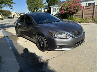 2017 Nissan Altima 2.5 SR   - Photo 2 - Los Angeles, CA 90022