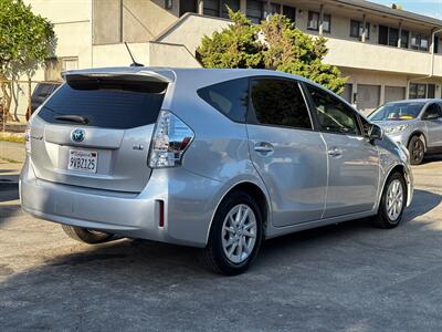 2013 Toyota Prius v Five   - Photo 3 - Los Angeles, CA 90022