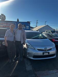 2013 Toyota Prius v Five Wagon