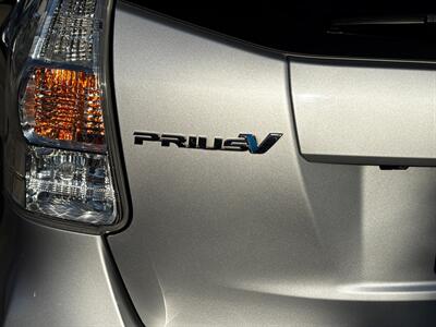 2013 Toyota Prius v Five   - Photo 7 - Los Angeles, CA 90022