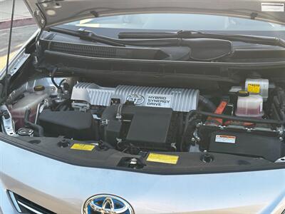 2013 Toyota Prius v Five   - Photo 14 - Los Angeles, CA 90022