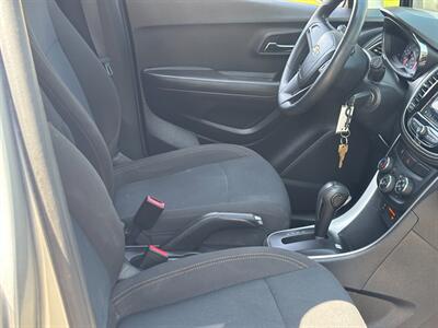 2018 Chevrolet Trax LS - Photo 10 - Los Angeles, CA 90022