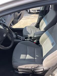 2015 Hyundai ELANTRA SE   - Photo 12 - Los Angeles, CA 90022