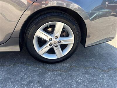 2014 Toyota Camry SE   - Photo 15 - Los Angeles, CA 90022