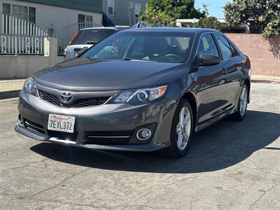 2014 Toyota Camry SE Sedan