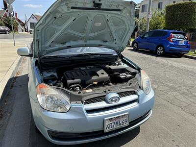 2011 Hyundai ACCENT GL   - Photo 17 - Los Angeles, CA 90022