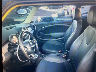 2011 MINI Cooper   - Photo 8 - Los Angeles, CA 90022