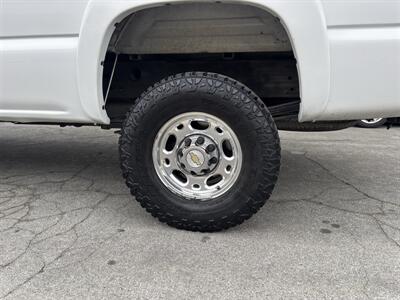 2004 Chevrolet Silverado 2500HD Work Truck - Photo 20 - Los Angeles, CA 90022