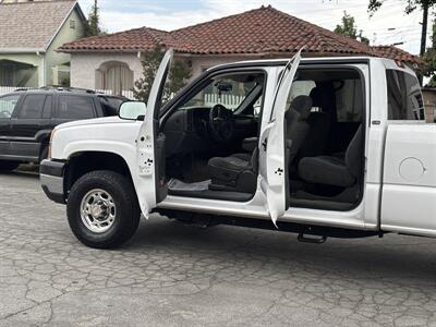 2004 Chevrolet Silverado 2500HD Work Truck - Photo 12 - Los Angeles, CA 90022