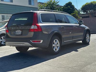 2010 Volvo XC70 3.2   - Photo 4 - Los Angeles, CA 90022