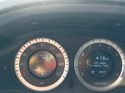 2010 Volvo XC70 3.2   - Photo 10 - Los Angeles, CA 90022