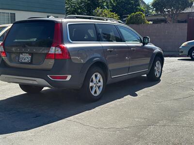 2010 Volvo XC70 3.2   - Photo 8 - Los Angeles, CA 90022