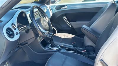 2013 Volkswagen Beetle 2.5L PZEV - Photo 8 - Los Angeles, CA 90022