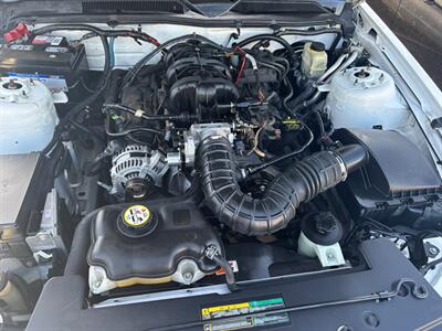 2009 Ford Mustang V6   - Photo 16 - Los Angeles, CA 90022