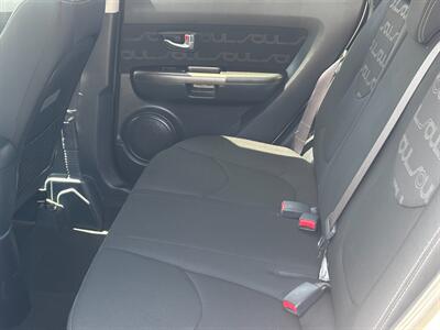 2013 Kia Soul + - Photo 9 - Los Angeles, CA 90022