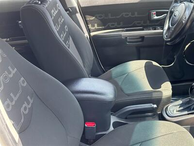 2013 Kia Soul + - Photo 11 - Los Angeles, CA 90022