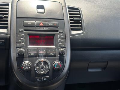 2013 Kia Soul + - Photo 14 - Los Angeles, CA 90022