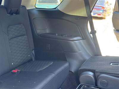 2024 Nissan Pathfinder SV   - Photo 13 - Los Angeles, CA 90022