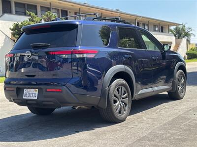 2024 Nissan Pathfinder SV   - Photo 5 - Los Angeles, CA 90022