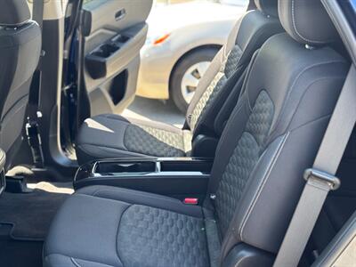 2024 Nissan Pathfinder SV   - Photo 9 - Los Angeles, CA 90022