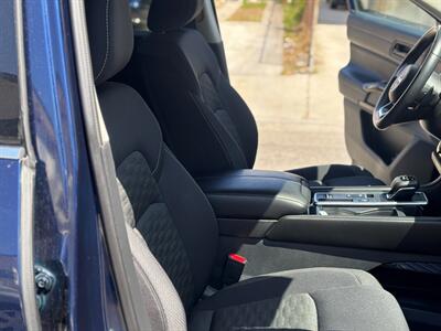 2024 Nissan Pathfinder SV   - Photo 10 - Los Angeles, CA 90022