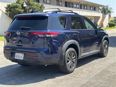 2024 Nissan Pathfinder SV   - Photo 8 - Los Angeles, CA 90022
