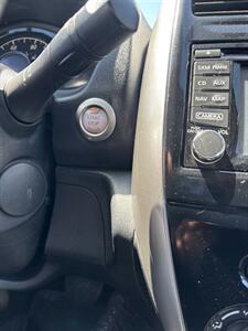 2015 Nissan Versa Note SL   - Photo 13 - Los Angeles, CA 90022
