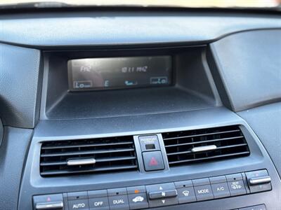 2009 Honda Accord EX-L w/Navi   - Photo 8 - Los Angeles, CA 90022