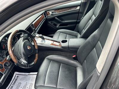 2011 Porsche Panamera   - Photo 4 - Los Angeles, CA 90022