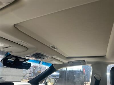 2025 Lexus ES 300h   - Photo 15 - Albuquerque, NM 87107