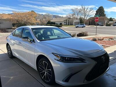2025 Lexus ES 300h   - Photo 4 - Albuquerque, NM 87107