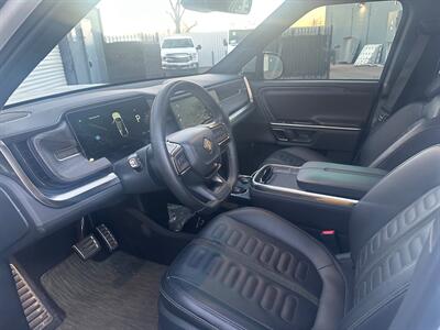 2023 Rivian R1S Adventure Quad Motor - Photo 18 - Albuquerque, NM 87107