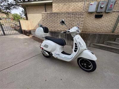 2022 Vespa GTS 300 75th - Photo 1 - Albuquerque, NM 87107