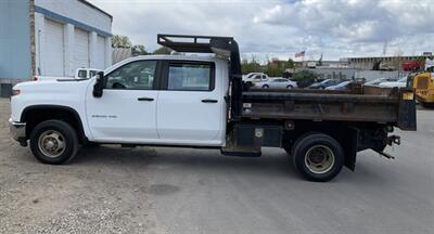 2020 Chevrolet Silverado 3500 Crew Cab Flatbed 4x4 Diesel   - Photo 5 - Albuquerque, NM 87107