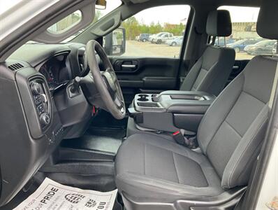 2020 Chevrolet Silverado 3500 Crew Cab Flatbed 4x4 Diesel   - Photo 15 - Albuquerque, NM 87107