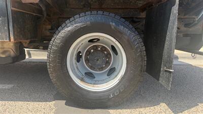 2020 Chevrolet Silverado 3500 Crew Cab Flatbed 4x4 Diesel - Photo 23 - Albuquerque, NM 87107