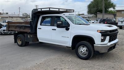 2020 Chevrolet Silverado 3500 Crew Cab Flatbed 4x4 Diesel   - Photo 1 - Albuquerque, NM 87107