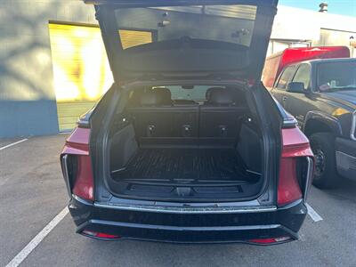 2024 Cadillac LYRIQ Luxury 3   - Photo 8 - Albuquerque, NM 87107