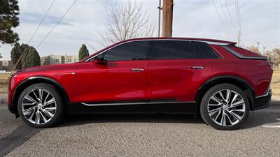 2024 Cadillac LYRIQ Luxury 3   - Photo 5 - Albuquerque, NM 87107