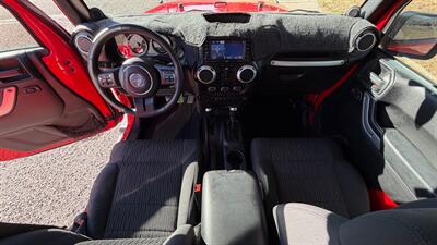 2011 Jeep Wrangler Sahara   - Photo 15 - Albuquerque, NM 87107