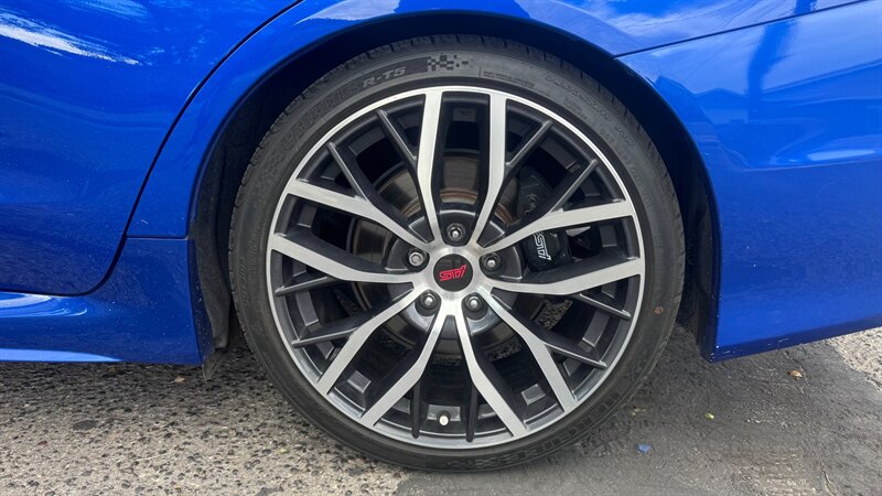 2015 Subaru WRX STI Limited photo 19
