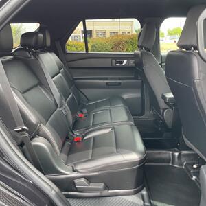 2021 Ford Explorer Police Interceptor Utilit   - Photo 16 - Albuquerque, NM 87107