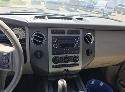 2012 Ford Expedition XLT - Photo 10 - Albuquerque, NM 87107