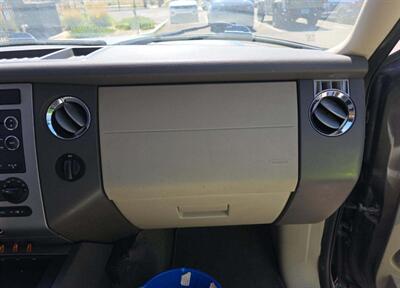 2012 Ford Expedition XLT - Photo 18 - Albuquerque, NM 87107