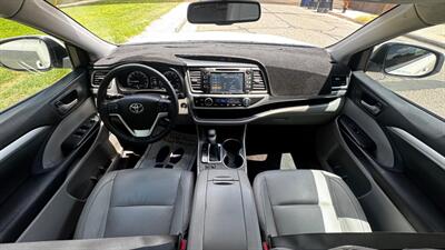 2016 Toyota Highlander XLE   - Photo 14 - Albuquerque, NM 87107
