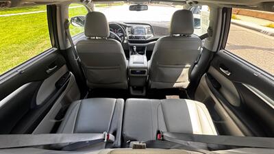 2016 Toyota Highlander XLE   - Photo 15 - Albuquerque, NM 87107