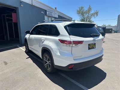 2016 Toyota Highlander XLE   - Photo 5 - Albuquerque, NM 87107